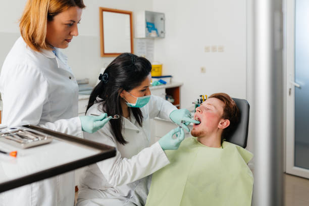 Best Emergency Root Canal Treatment in Wellton, AZ